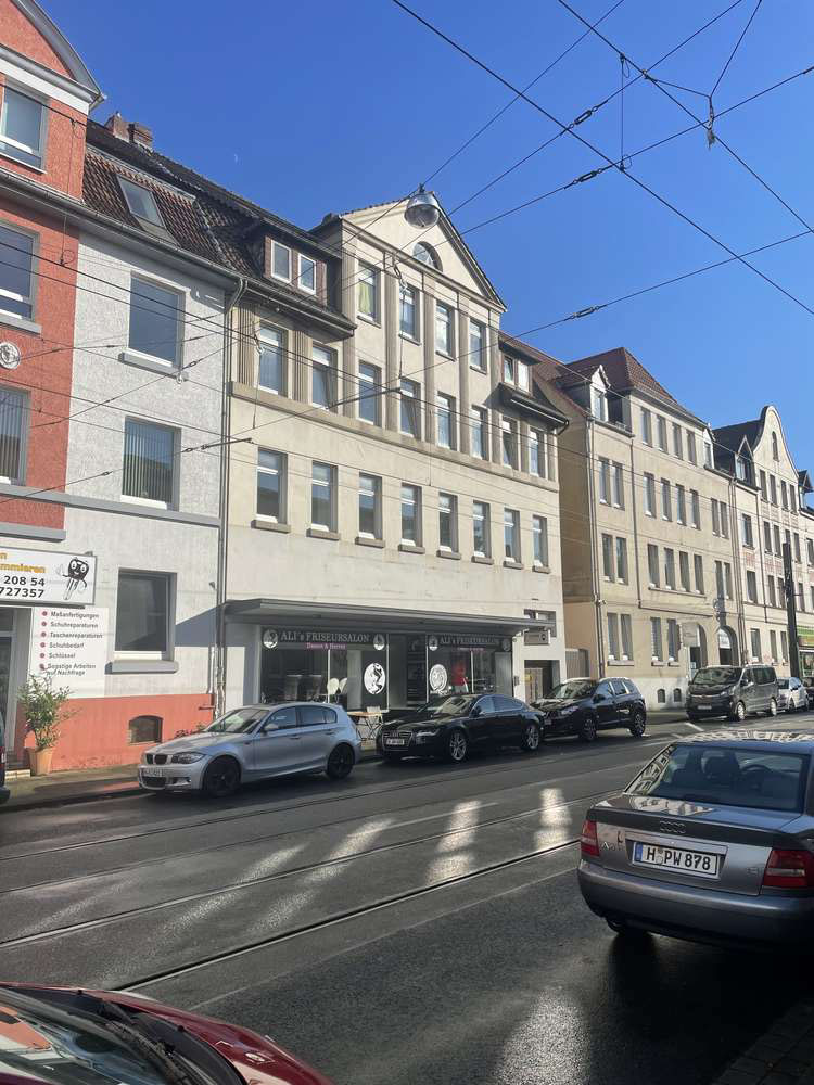 5 Zimmer in zentraler Lage